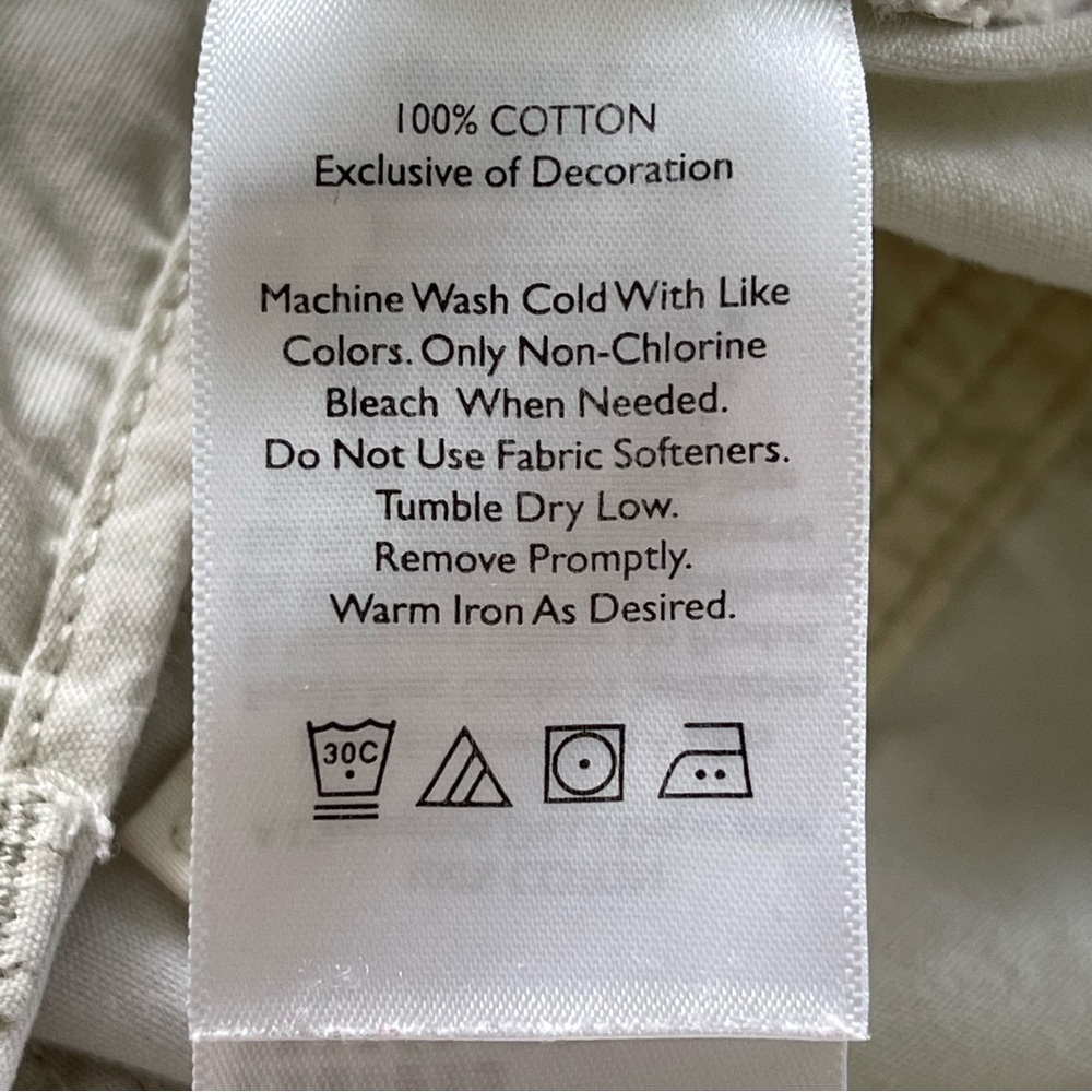 SOLD.  Eddie Bauer Women’s Cotton Shorts Pumice Size 6 - Picture 7 of 7
